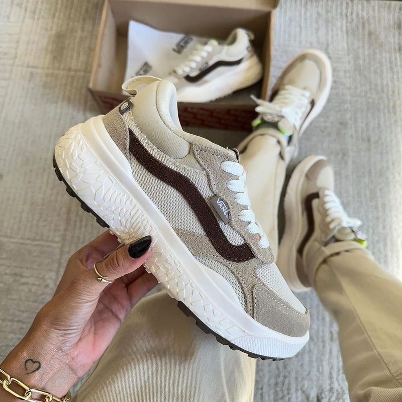 Tênis Vans Ultrarange NEO